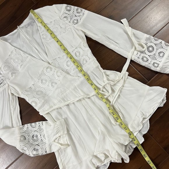 Lovers + Friends Women's Size Small White Crochet Jesse Romper Long Sleeve - Picture 5 of 9